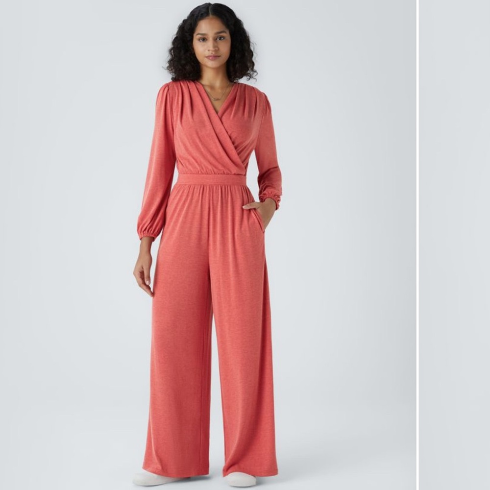 HALARA NWT crossover Long Sleeve Wide Leg Jumpsuit, Small poinsettia